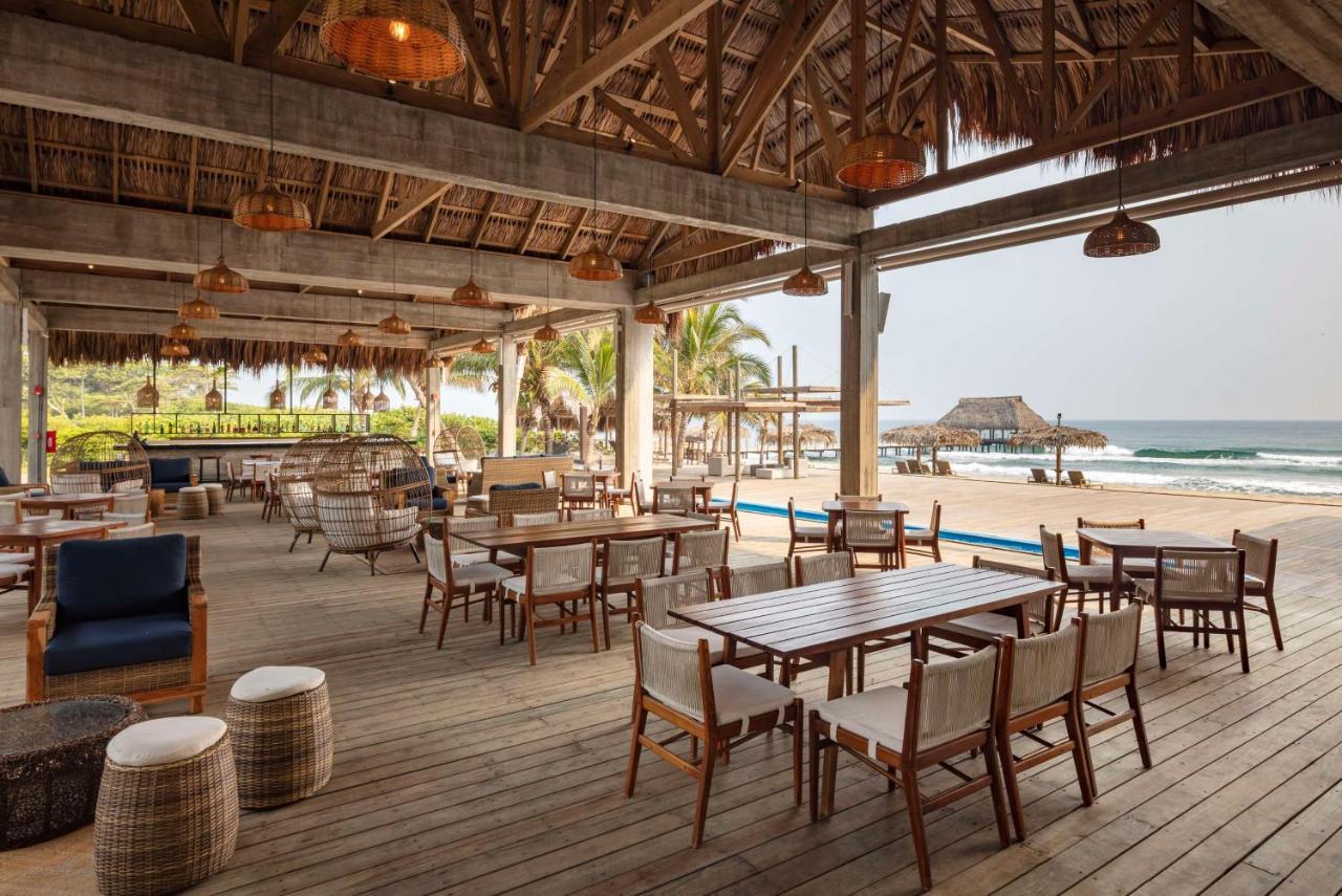 Indura Beach & Golf Resort Curio Collection By Hilton 텔라 외부 사진