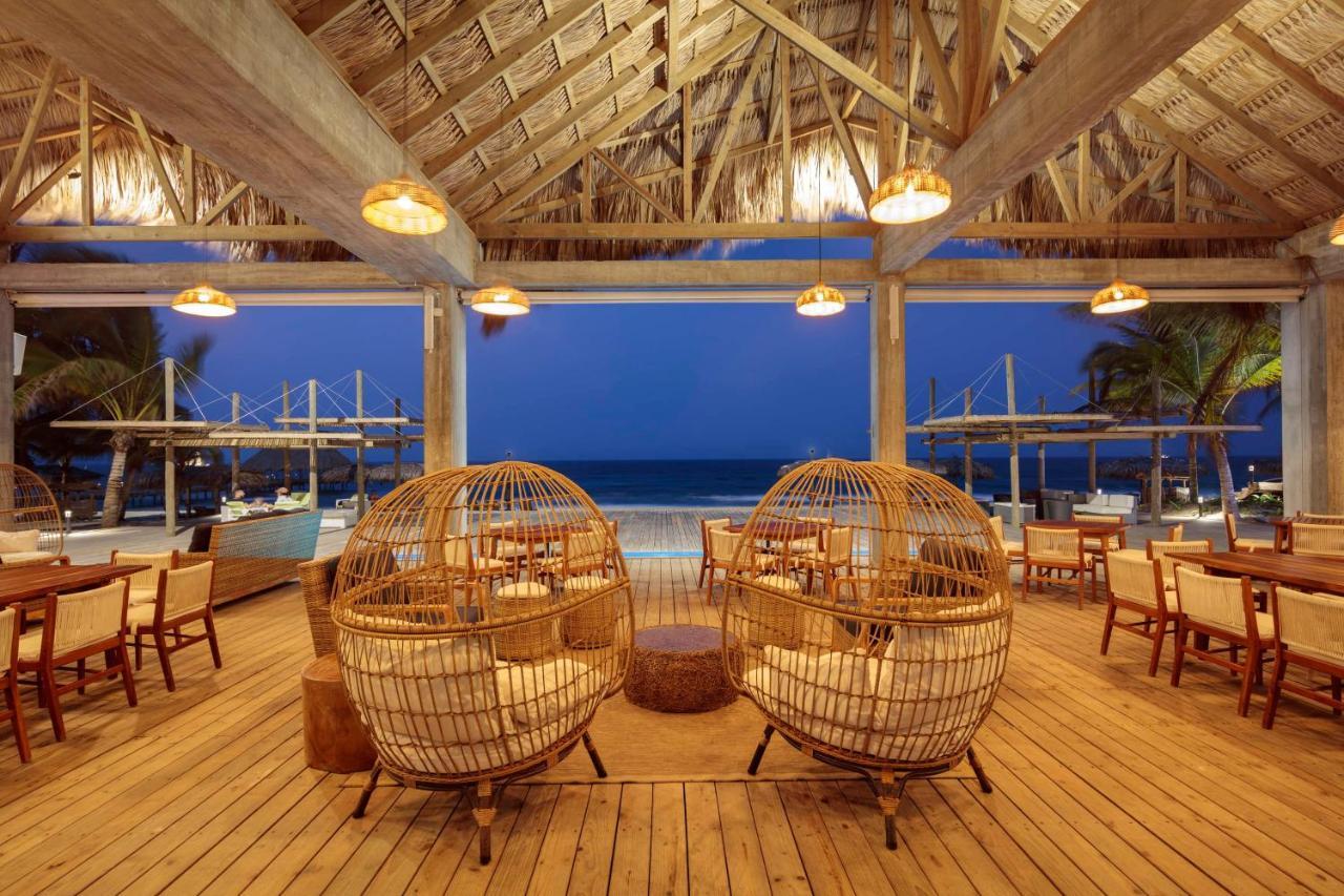 Indura Beach & Golf Resort Curio Collection By Hilton 텔라 외부 사진
