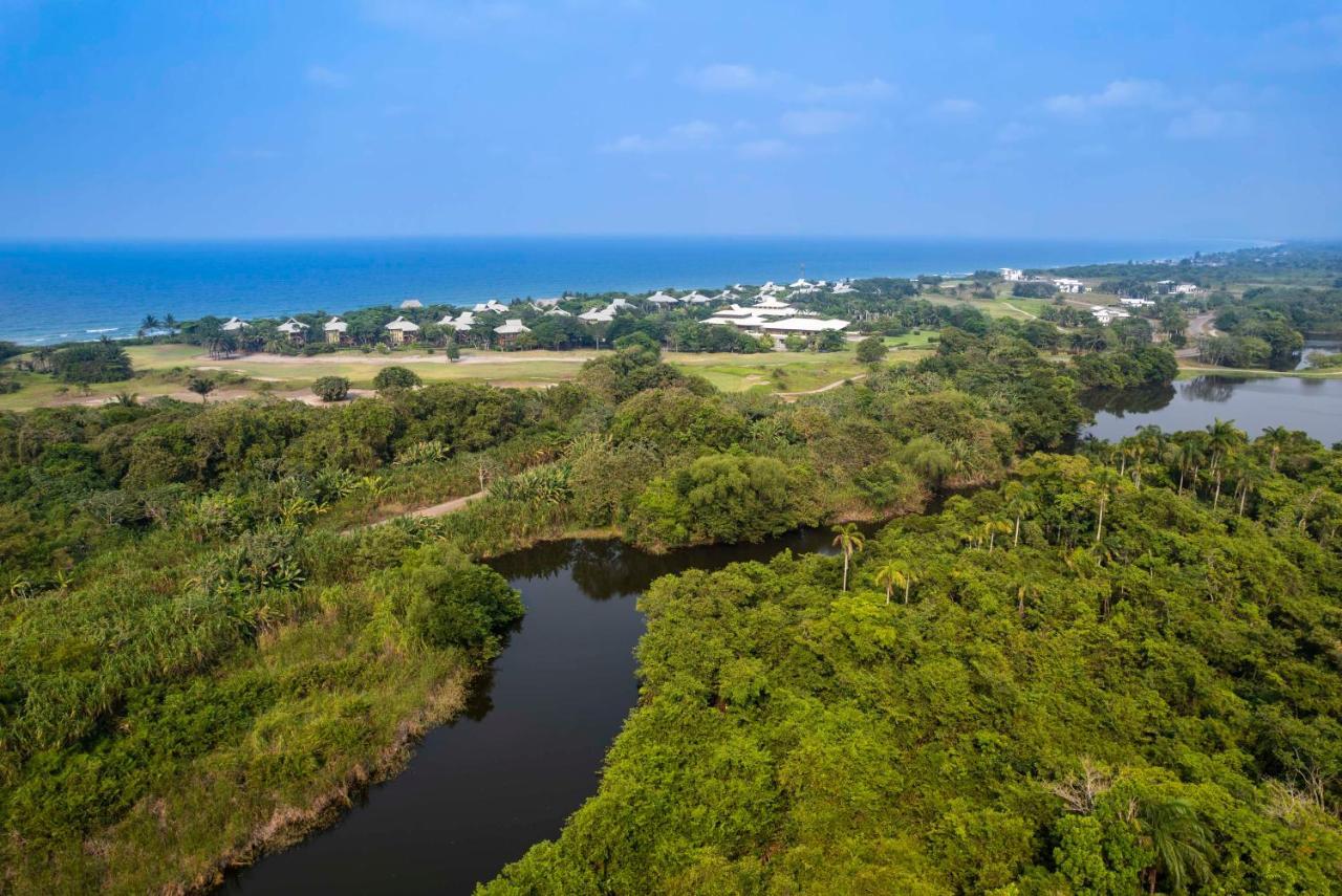 Indura Beach & Golf Resort Curio Collection By Hilton 텔라 외부 사진